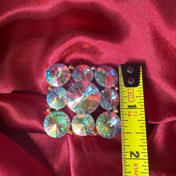 Vintage Weiss Aurora Borealis Rhinestone Brooch – Mid-Century Sparkle - Picture 16 of 17